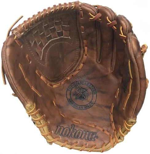 13.5 Inch Nokona Walnut AMG700W Slowpitch Softball Glove 2 13.5 Inch Nokona Walnut AMG700W Slowpitch Softball Glove - Image 2