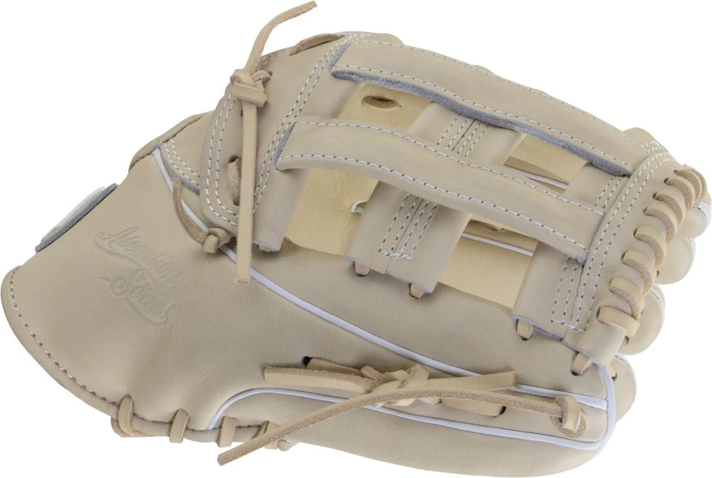 12.5 Inch Marucci Ascension Adult Outfield Baseball Glove MFG2AS97R3CMW 4 12.5 Inch Marucci Ascension Adult Outfield Baseball Glove MFG2AS97R3CMW - Image 4